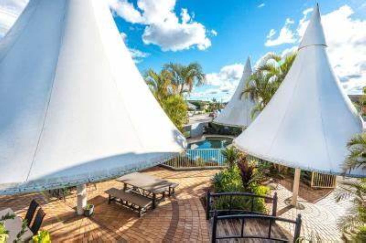 COMFORT INN ALL SEASONS